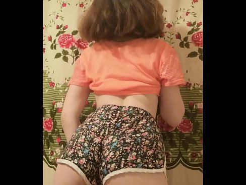 ❤️ Sexy jong baba wat haar kortbroek op kamera uittrek ❤️ Harde pornografie by ons ❤
